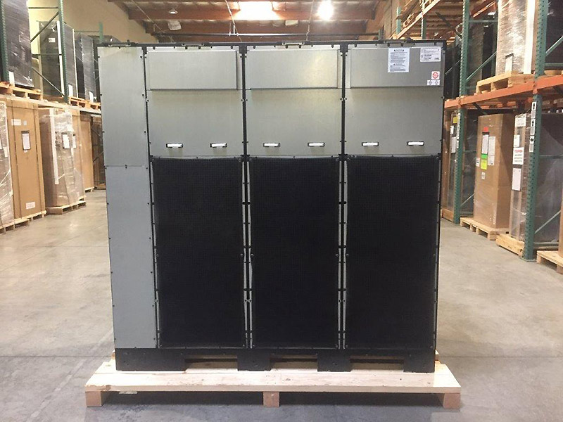 Eaton 9395 825 kVA Eaton 9395 825 kVA