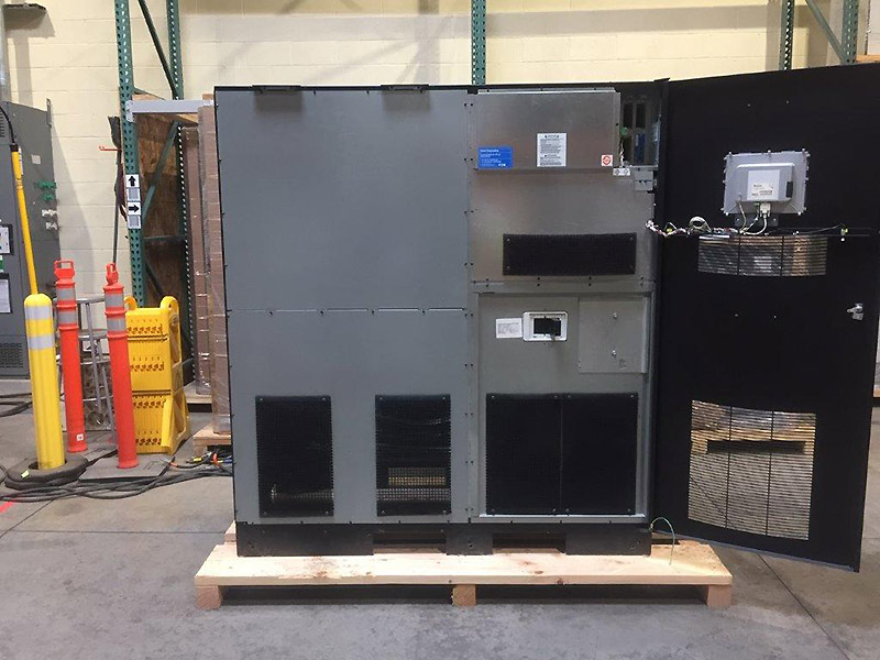 Eaton 9395 825 kVA Eaton 9395 825 kVA