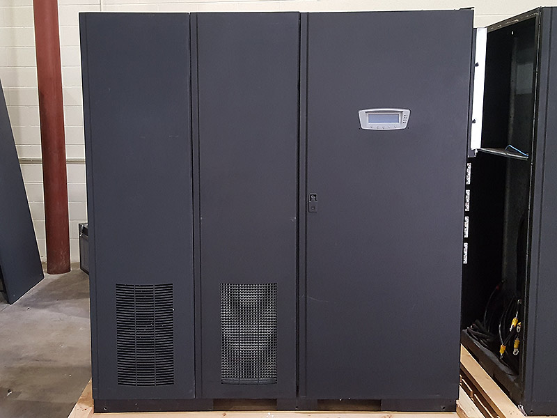 Eaton Powerware 9395 825 kVA Eaton Powerware 9395 825 kVA