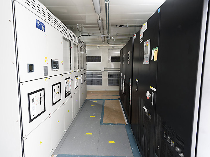 Toshiba G9000 Series 500 kVA UPS Trailer Mounted Toshiba G9000 Series 500 kVA UPS Trailer Mounted